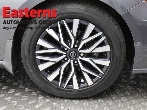 Used 2023 Nissan Altima 2.5 SV FWD image 30