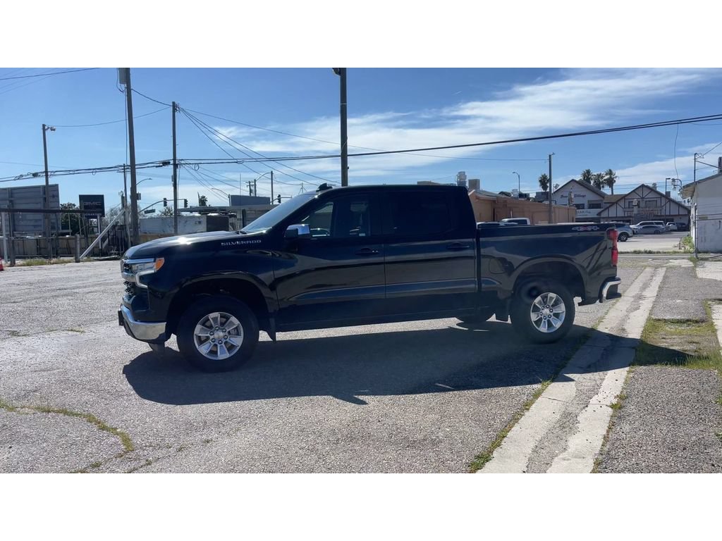 Certified 2026 Chevrolet Silverado 1500 LT AWD/4WD image 7