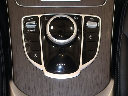 Used 2021 Mercedes-Benz C 300 4MATIC Sedan image 32