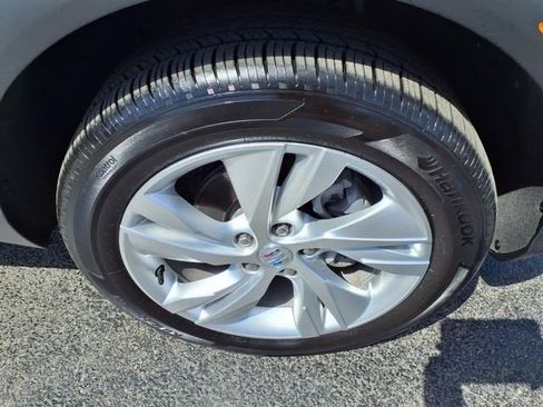 Certified 2025 Buick Encore GX Preferred w/ Advanced Technology Package image 16