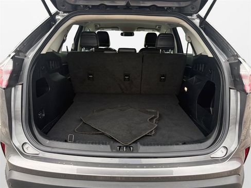 Used 2022 Ford Edge SEL image 18