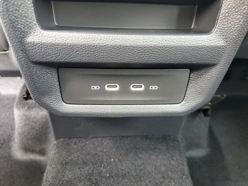 New 2026 Volkswagen Taos SE AWD/4WD image 12