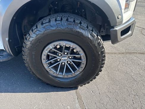 Used 2019 Ford F150 Raptor w/ Equipment Group 802A Luxury image 14