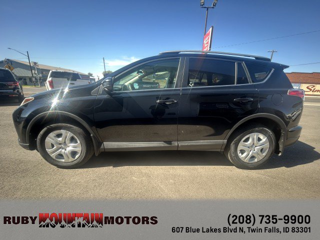 Used 2017 Toyota RAV4 LE w/ All Weather Liner Package AWD/4WD image 15
