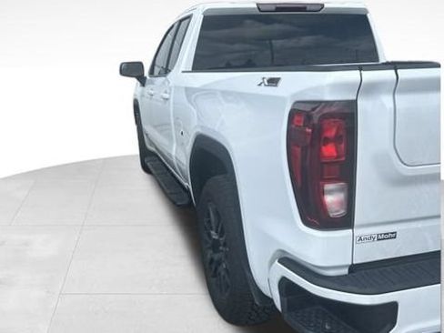 Used 2022 GMC Sierra 1500 Elevation w/ X31 Off-Road Package AWD/4WD image 9