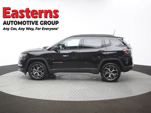 Used 2025 Jeep Compass Limited AWD/4WD image 56