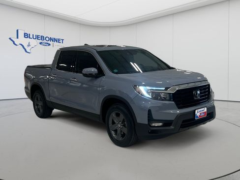 Used 2023 Honda Ridgeline RTL-E image 3
