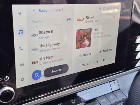 Used 2025 Toyota Camry SE image 20