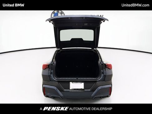 Used 2025 BMW X2 xDrive28i AWD/4WD image 13