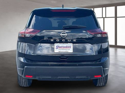 Used 2024 Nissan Rogue S AWD/4WD image 5