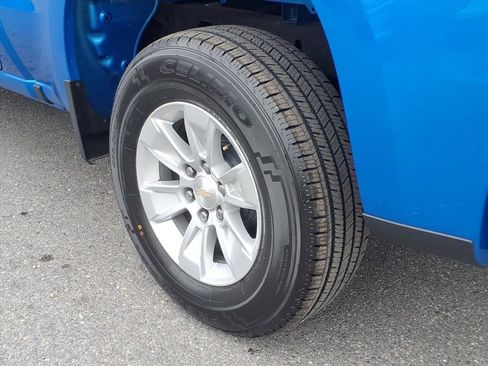 Used 2025 Chevrolet Silverado 1500 Custom w/ Turbomax Blackout Package image 11