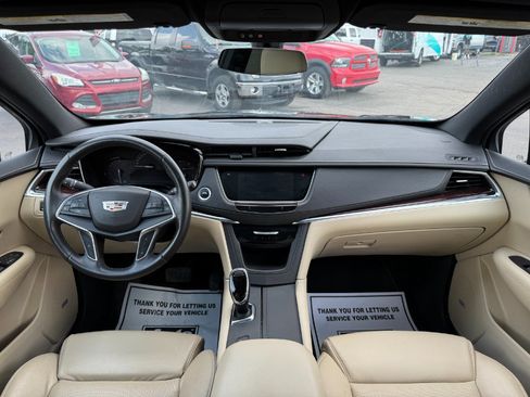 Used 2017 Cadillac XT5 Luxury AWD/4WD image 21