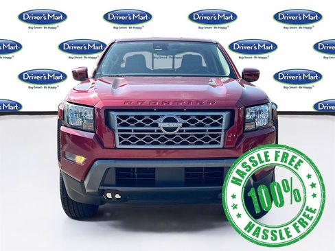 Used 2022 Nissan Frontier SV AWD/4WD image 2