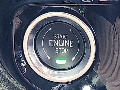 Certified 2025 GMC Sierra 1500 Elevation image 30