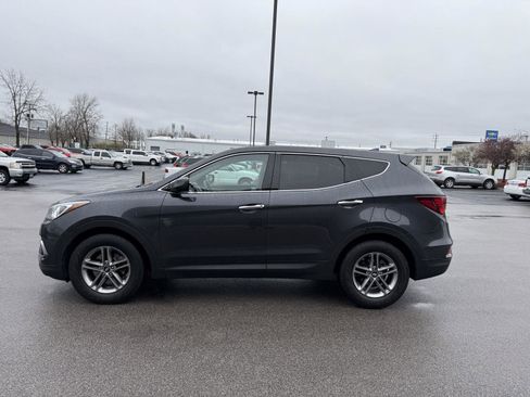 Used 2017 Hyundai Santa Fe Sport image 6