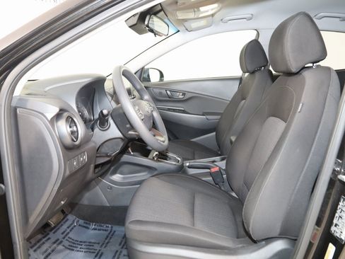 Used 2023 Hyundai Kona SEL w/ Cargo Package image 9