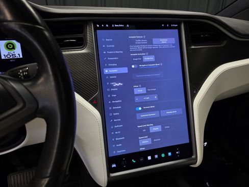 Used 2018 Tesla Model X 100D AWD/4WD image 65