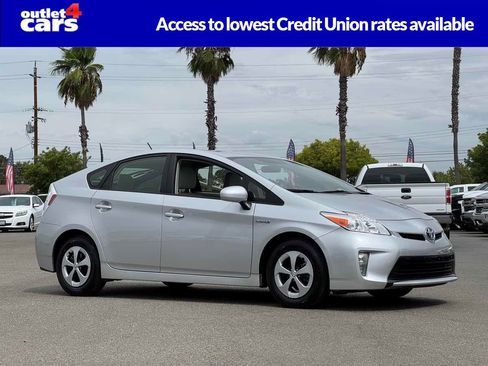 Used 2013 Toyota Prius Two FWD image 1