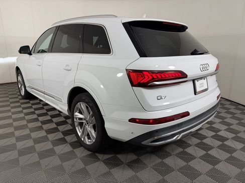 Used 2023 Audi Q7 2.0T Premium Plus w/ Premium Plus Package AWD/4WD image 3