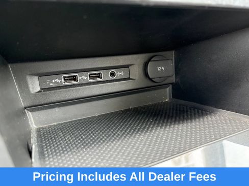 Used 2019 Volkswagen Tiguan SEL FWD image 21