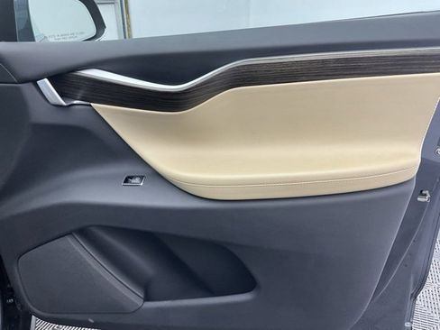 Used 2016 Tesla Model X P100D image 15