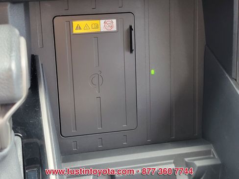 Used 2023 Toyota Tundra Limited image 23