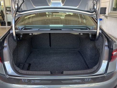 Certified 2022 Volkswagen Jetta SEL FWD image 11