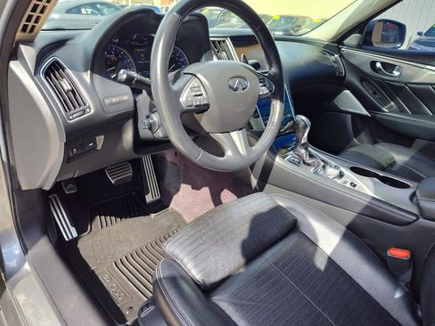 Used 2017 INFINITI Q50 Red Sport 400 image 16