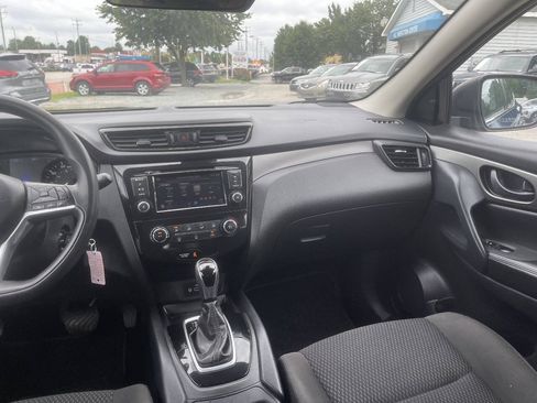 Used 2021 Nissan Rogue Sport S FWD image 21