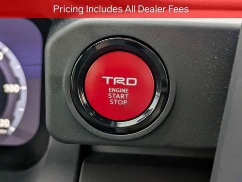 Certified 2024 Toyota Tacoma TRD Off-Road w/ TRD Off Road Upgrade Package AWD/4WD image 30