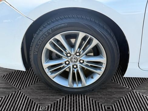 Used 2017 Toyota Camry SE FWD image 14