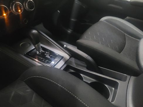 Used 2020 Mitsubishi Outlander Sport ES FWD image 26