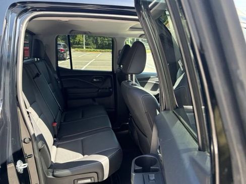 Certified 2025 Honda Ridgeline RTL image 31