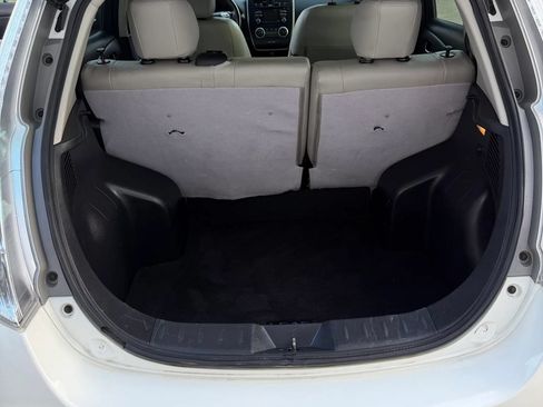 Used 2015 Nissan Leaf S w/ Charge Package FWD image 16
