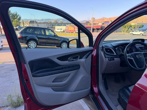 Used 2015 Buick Encore Premium FWD image 9