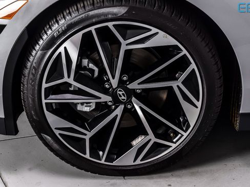 Used 2023 Hyundai Ioniq 6 SEL image 10