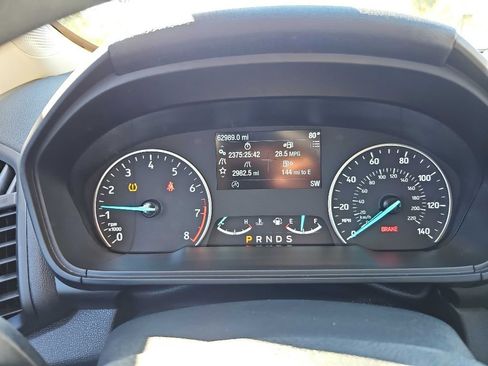 Used 2021 Ford EcoSport SE w/ SE Convenience Package image 25