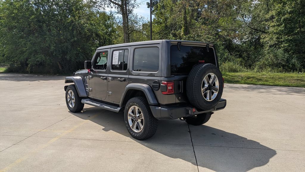 Used 2019 Jeep Wrangler Unlimited Sahara w/ Uconnect 4C Nav & Sound Group AWD/4WD image 5
