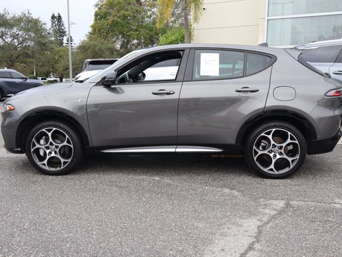 Used 2024 Alfa Romeo Tonale Ti image 6