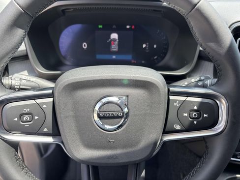 Used 2026 Volvo XC40 B5 Plus w/ Protection Package Premier AWD/4WD image 16