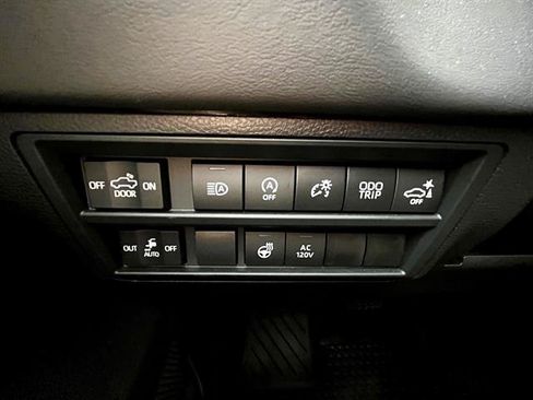 Used 2026 Toyota Tundra Platinum AWD/4WD image 20