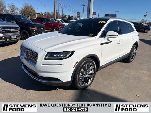 Used 2022 Lincoln Nautilus Reserve w/ Equipment Group 201A image 11