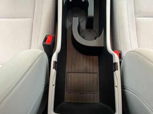 Used 2025 Hyundai Kona SEL FWD image 38