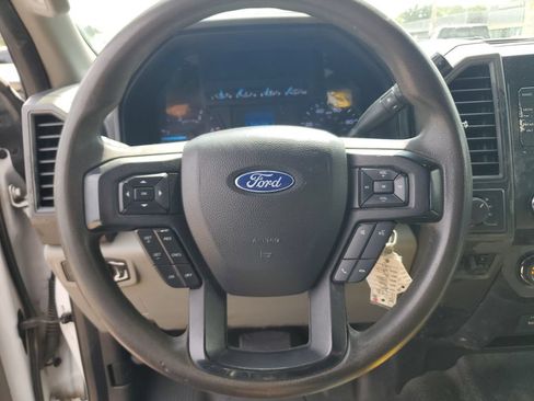 Used 2019 Ford F550 4x4 Crew Cab Super Duty image 13