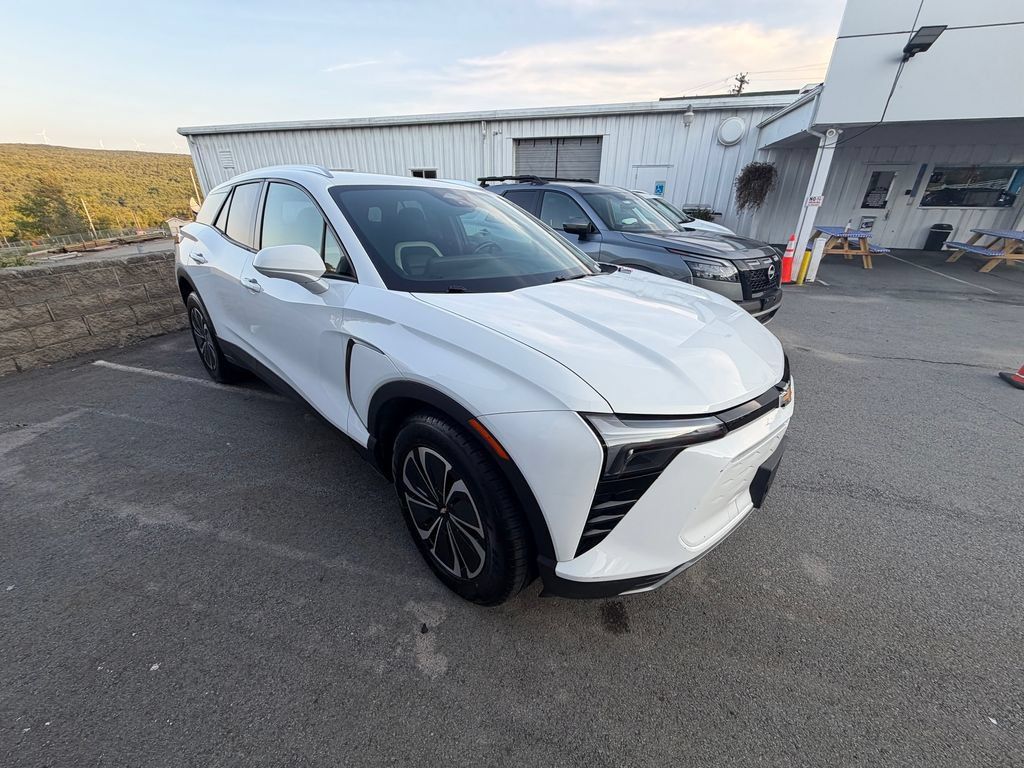 Used 2024 Chevrolet Blazer EV LT AWD/4WD image 7