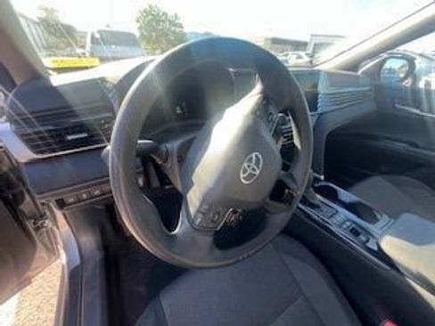 Used 2025 Toyota Camry LE image 14