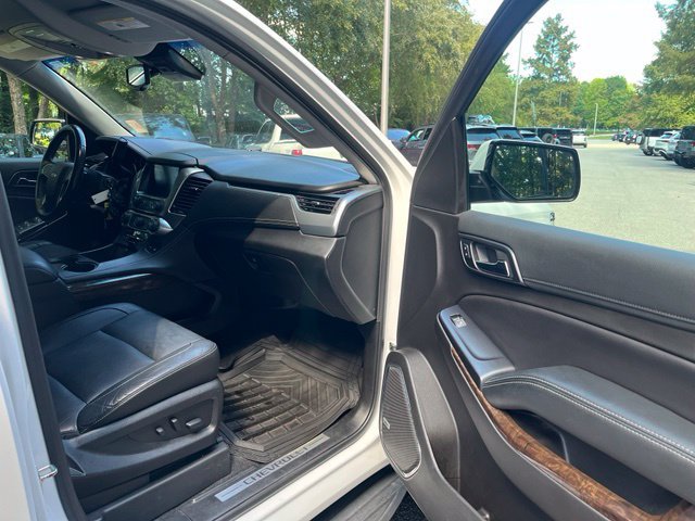Used 2019 Chevrolet Suburban LT AWD/4WD image 10