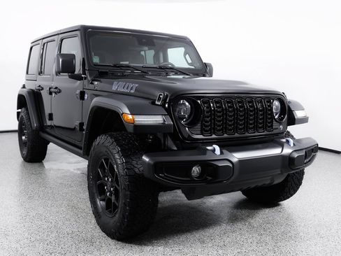Used 2024 Jeep Wrangler Unlimited AWD/4WD image 12