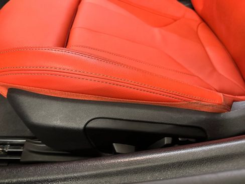 Used 2024 BMW Z4 M40i w/ Shadowloine Package image 14