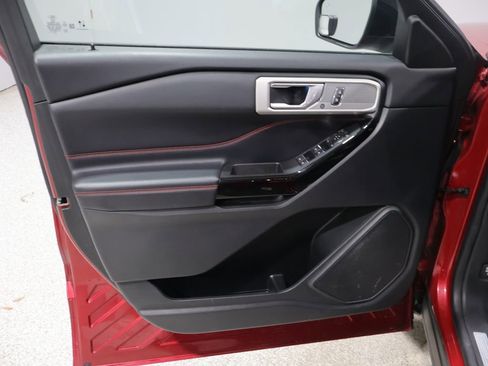 Used 2022 Ford Explorer ST-Line image 14